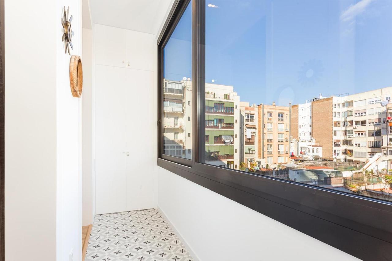 Cozy Apartment Close To Passeig De Gracia Barcelona Bagian luar foto